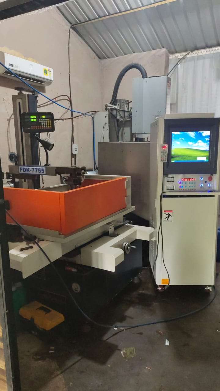 Wire EDM Berlin FDK7750